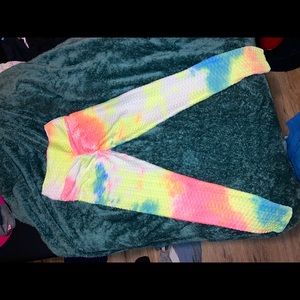 cellulite covering booty scrunch leggings